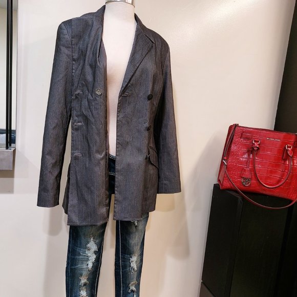 💥STUNNING💥Gray Pinstriped Double Breasted Blazer - Picture 8 of 14